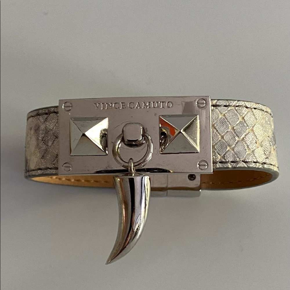 Vince Camuto stud horn bracelet